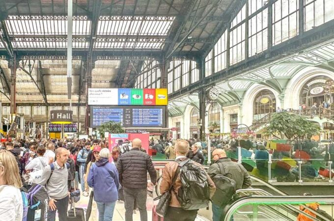 Overstappen Gare de Lyon naar een TGV