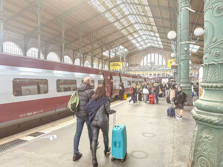 Overstappen in Parijs op Gare du Nord, naar Gare de Lyon