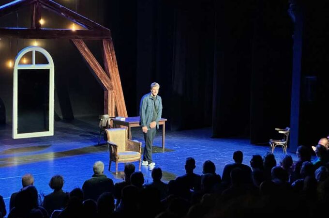 Recensie theatervoorstelling Hemel op Aarde van Rob Kemps